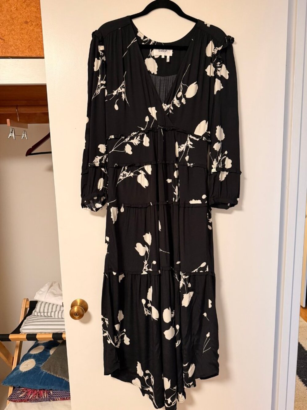 ba&sh Paris Black White Floral Tiered Maxi Dress Size L V-Neck Long Sleeve